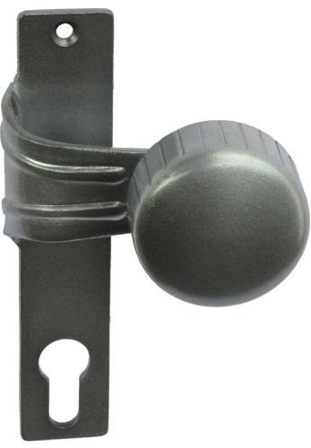 gerkröpfter Knopf fest auf KS, rechts, altdeutsch